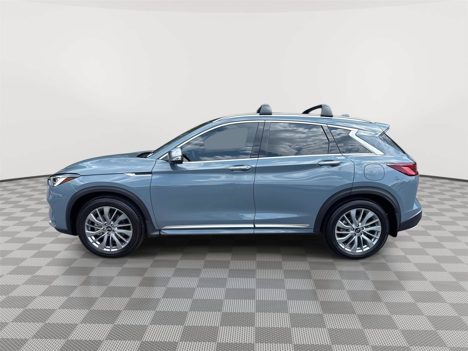 Used 2025 INFINITI QX50 Luxe w/ Accent Package AWD/4WD image 9