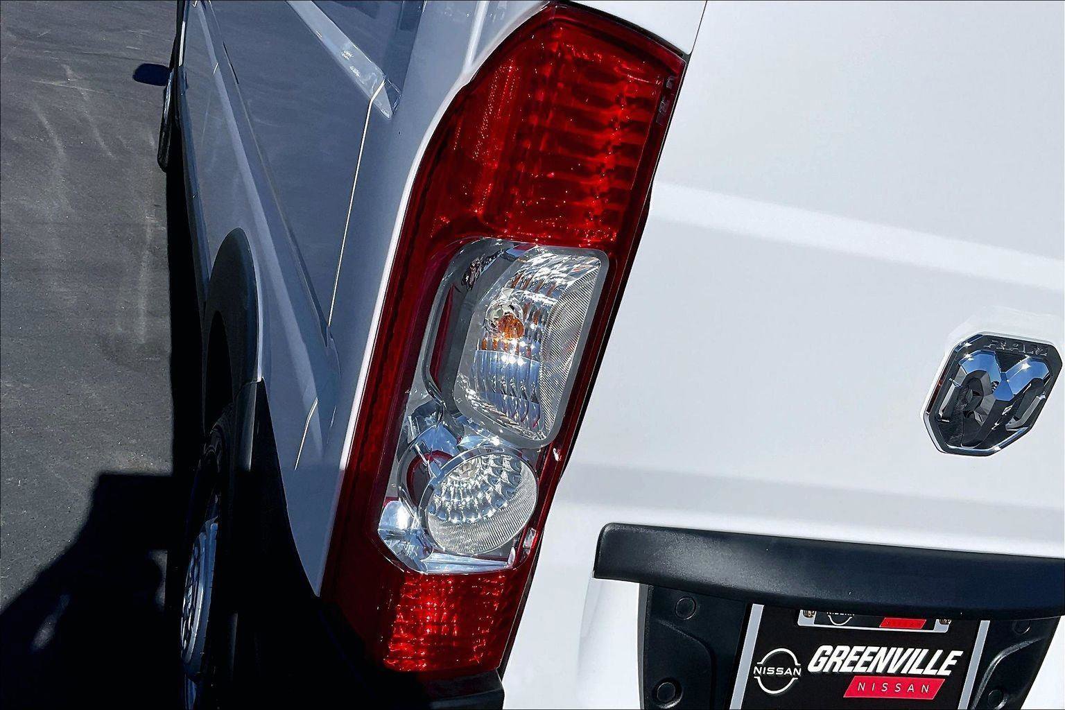 Used 2025 RAM ProMaster 2500 w/ Convenience Group image 29