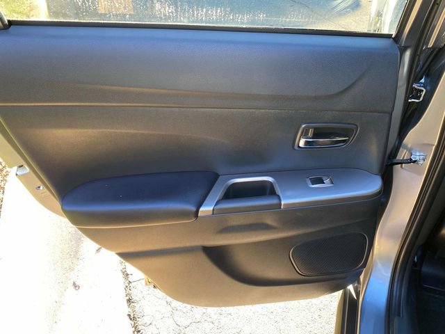 Used 2024 Mitsubishi Outlander Sport SE image 10