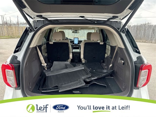 Used 2023 Ford Explorer Platinum w/ Technology Package image 25