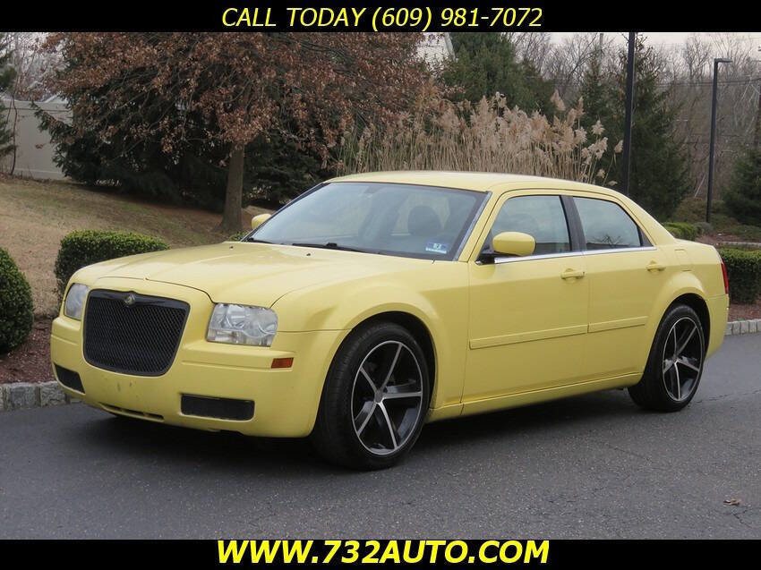 Used 2006 Chrysler 300 Base 4dr Sedan image 1