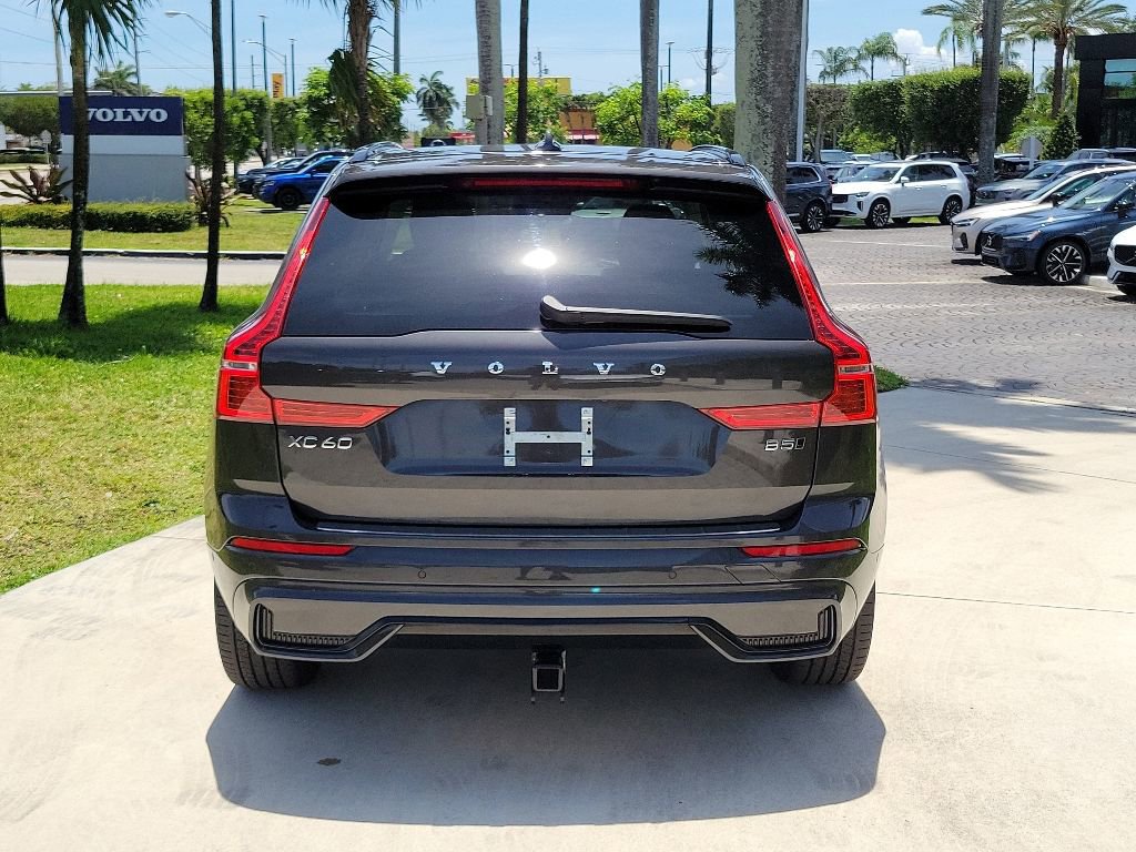 Used 2024 Volvo XC60 B5 Plus w/ Protection Package Premier AWD/4WD image 5