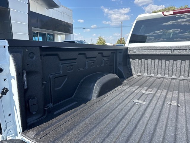 New 2026 GMC Sierra 2500 Pro w/ Max Trailering Package image 18
