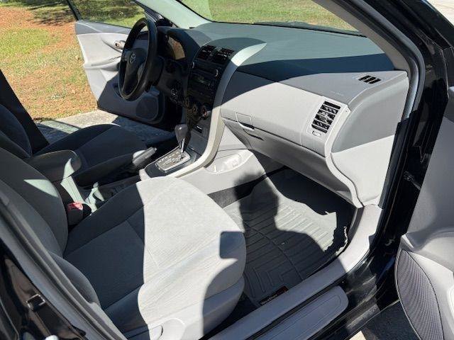 Used 2010 Toyota Corolla FWD image 26
