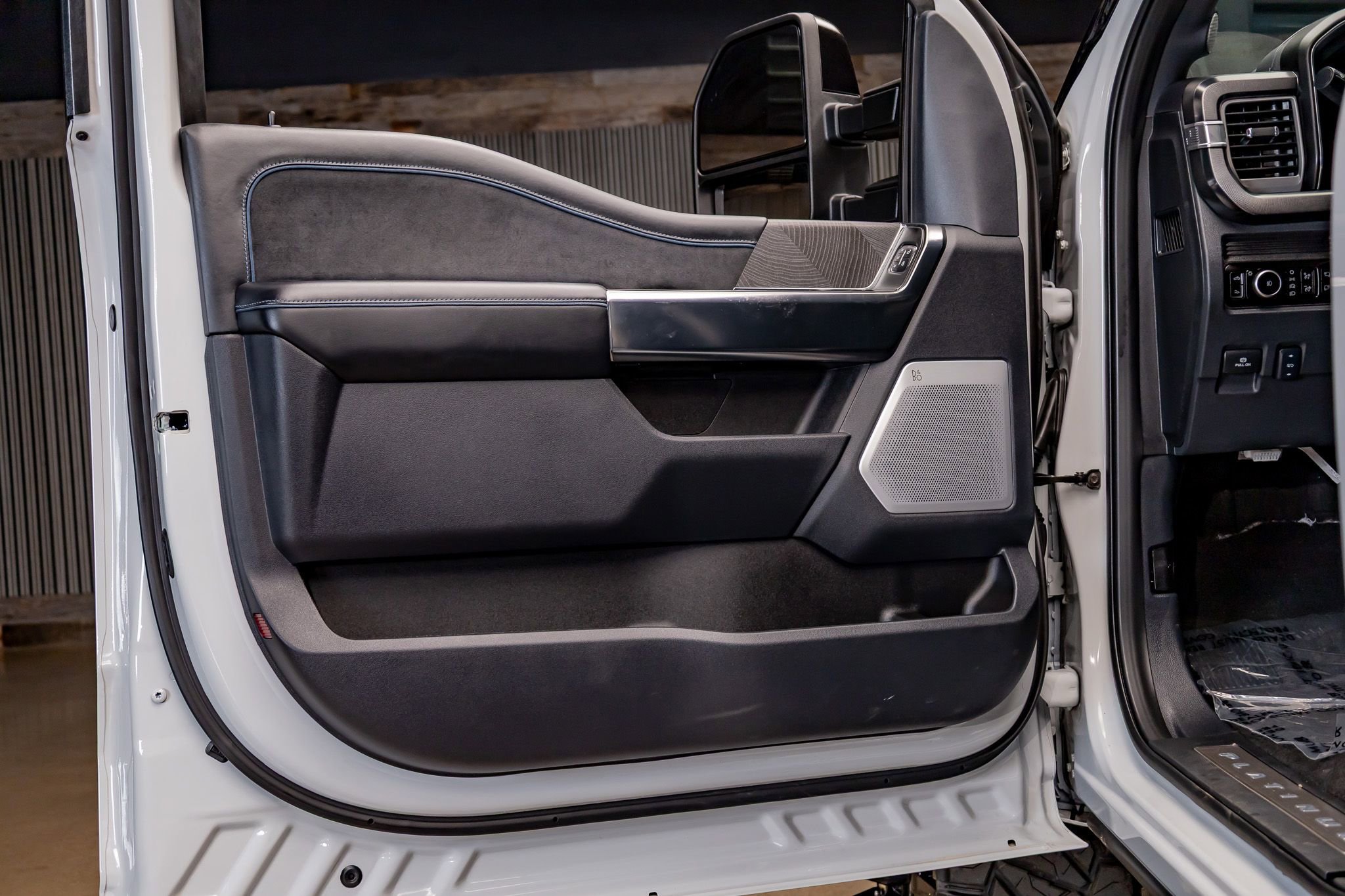 Used 2025 Ford F350 XL image 33