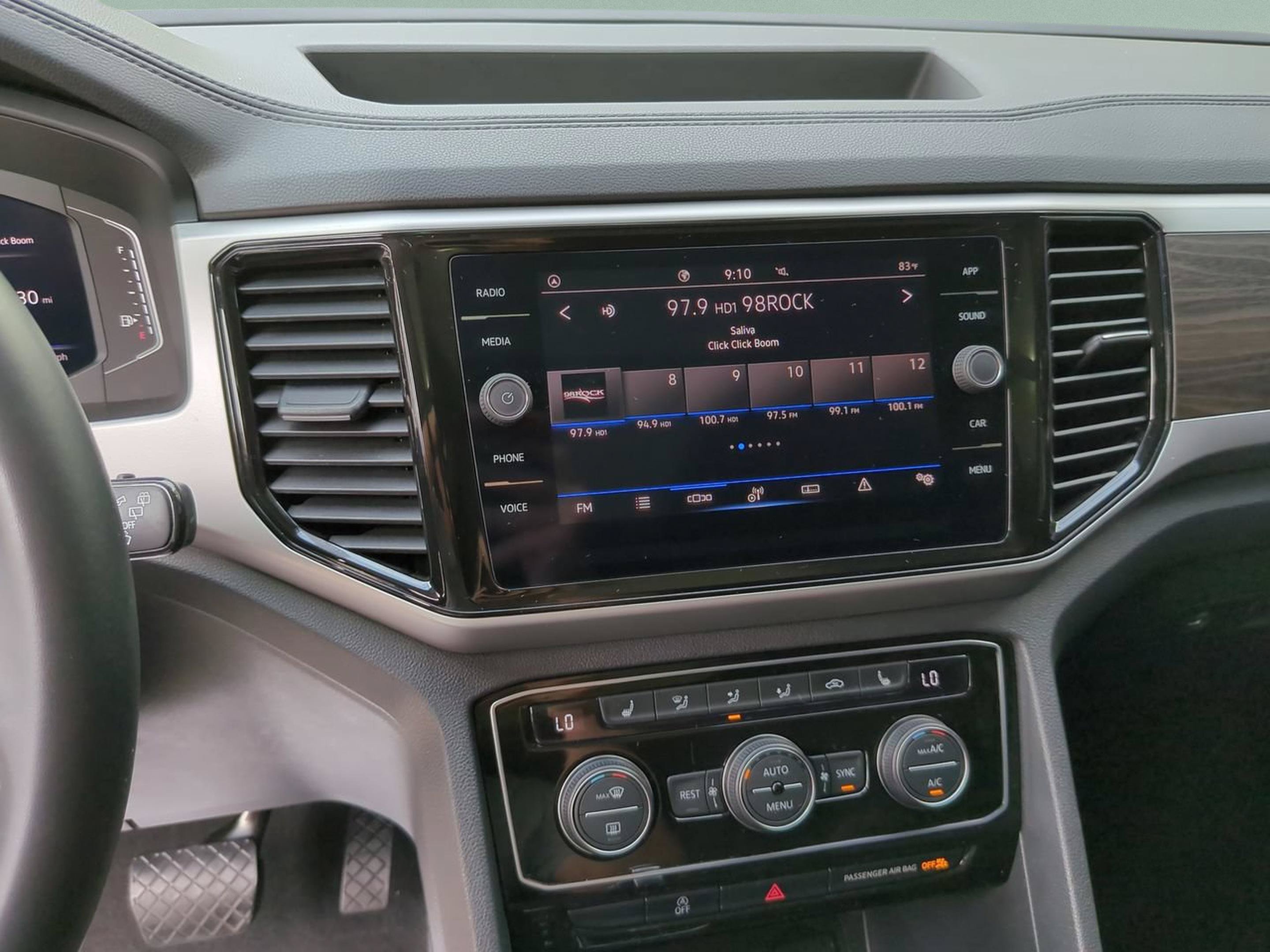 Used 2023 Volkswagen Atlas SE FWD image 25