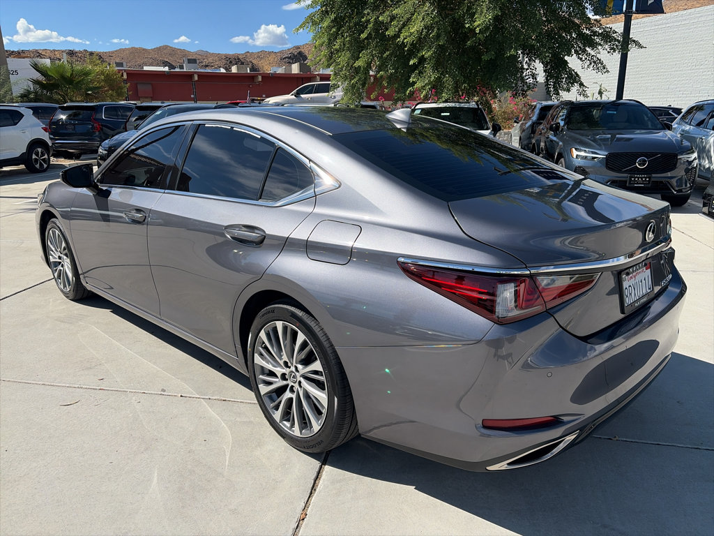 Used 2020 Lexus ES 350 w/ Premium Package FWD image 4