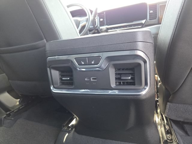 Used 2025 Chevrolet Silverado 2500 High Country w/ High Country Premium Package AWD/4WD image 25