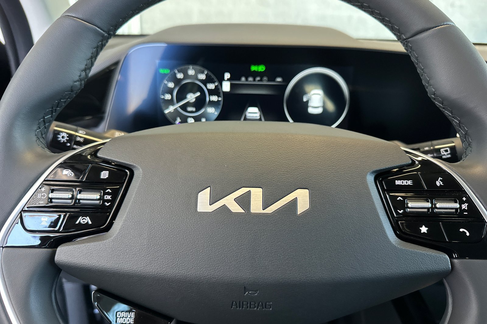 New 2026 Kia Niro Wind FWD image 24