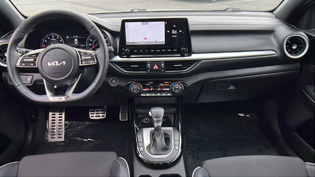 Used 2023 Kia Forte GT-Line w/ GT-Line Technology Package FWD image 21
