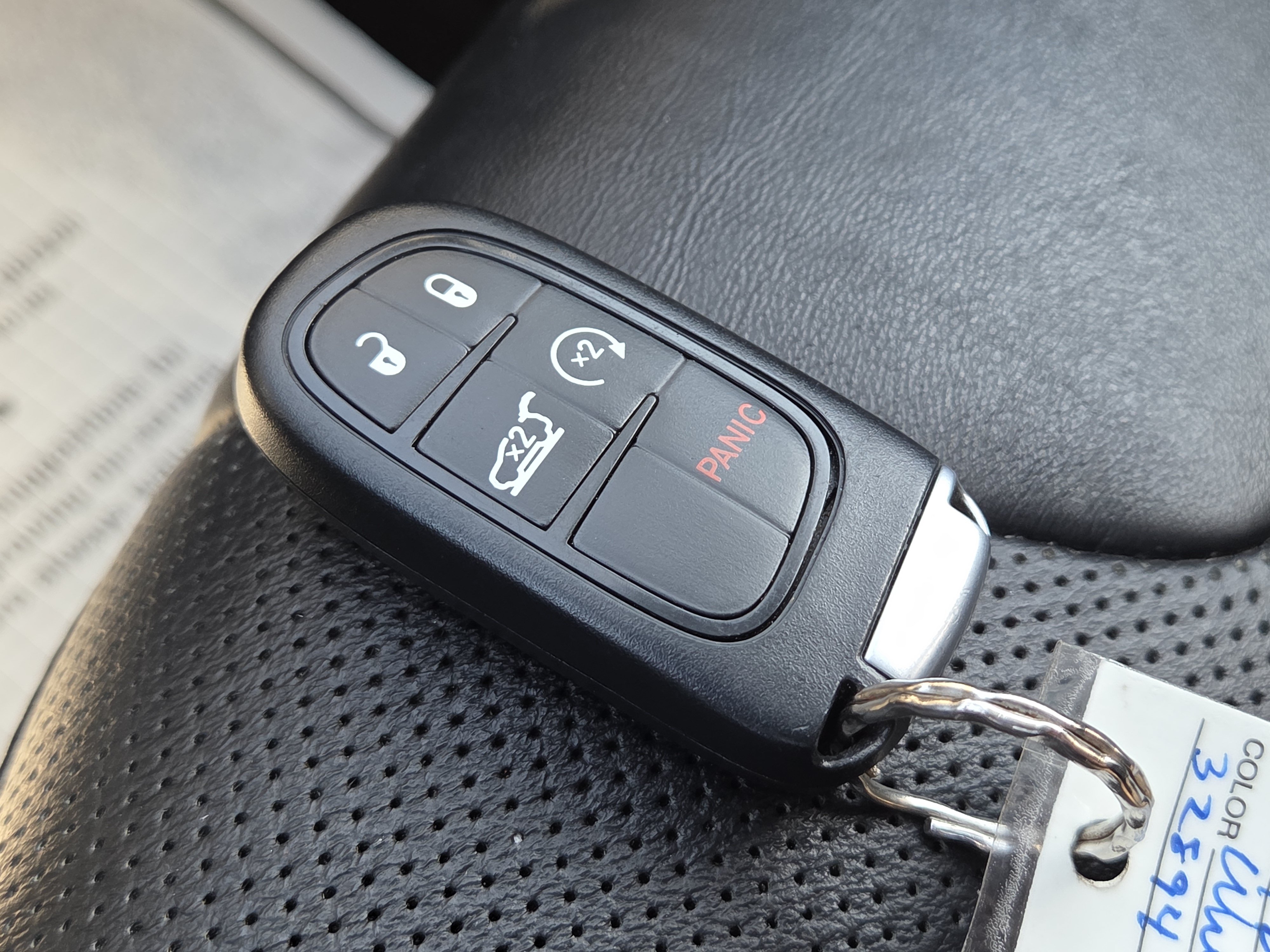 Used 2019 Jeep Cherokee Limited AWD/4WD image 24