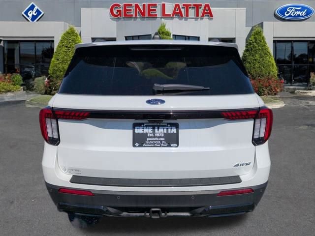 Used 2025 Ford Explorer ST-Line image 15