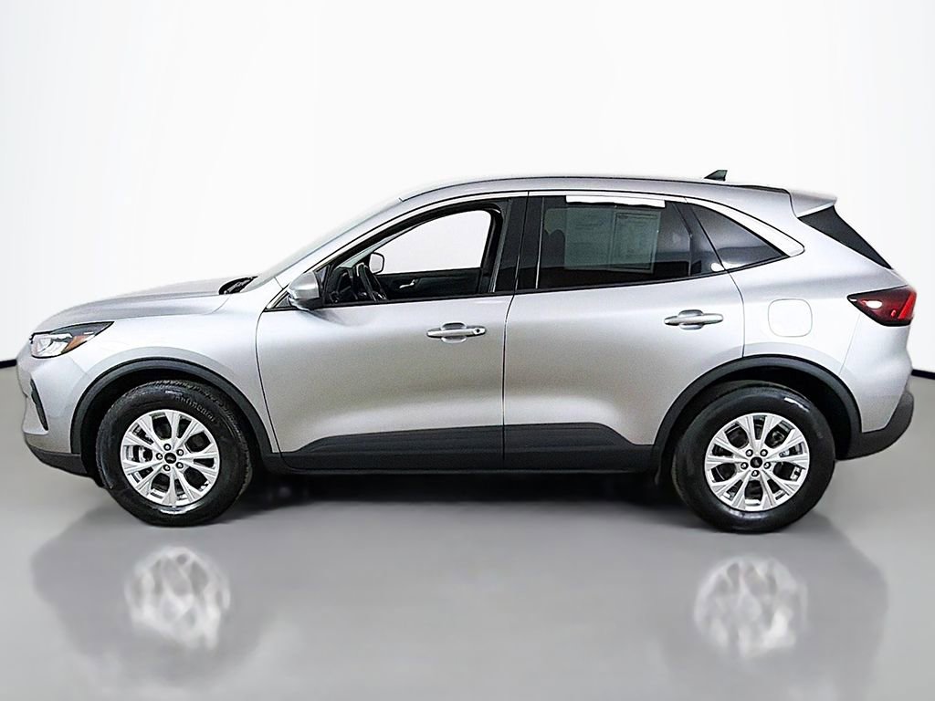 Used 2023 Ford Escape Active w/ Tech Pack #2 AWD/4WD image 14