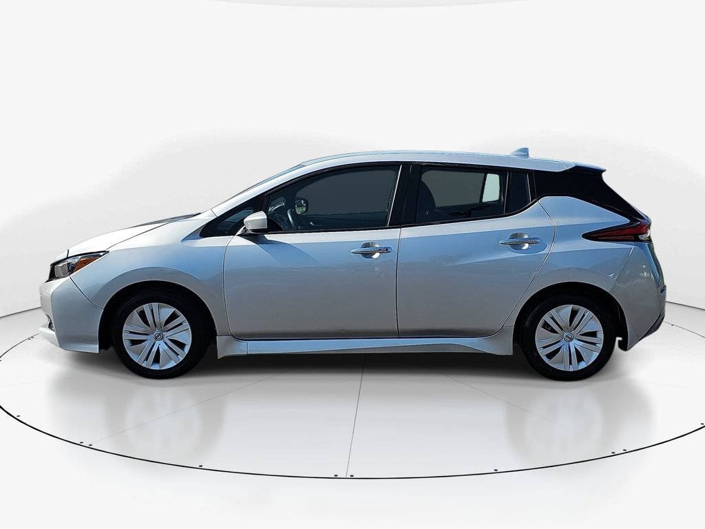 Used 2025 Nissan Leaf S FWD image 10