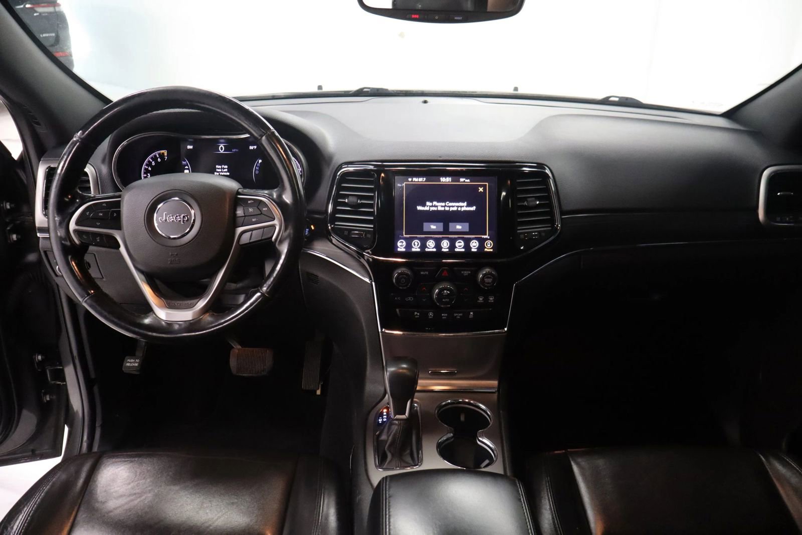 Used 2019 Jeep Grand Cherokee Limited image 19