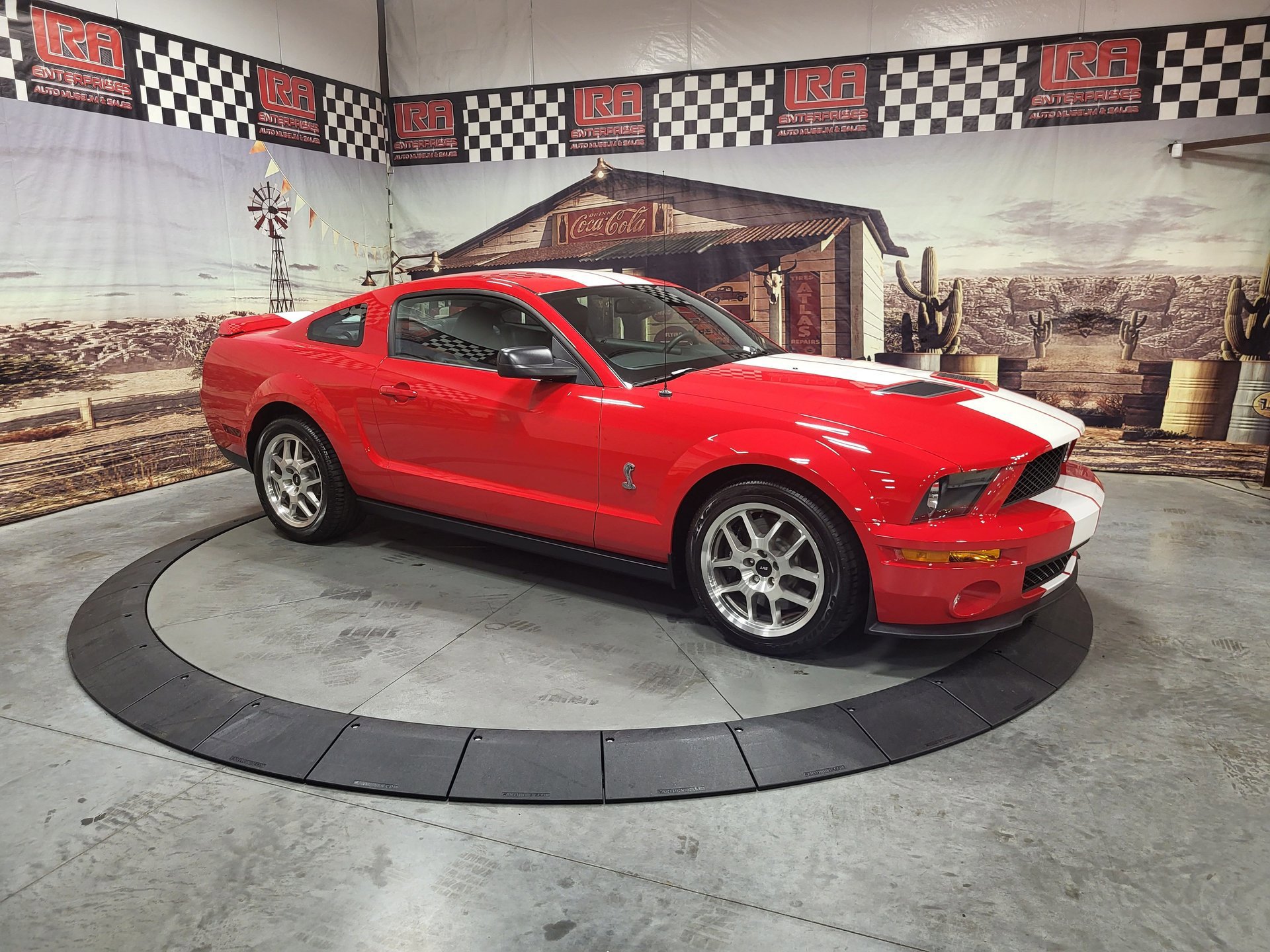 Used 2007 Ford Mustang Shelby GT500 image 1