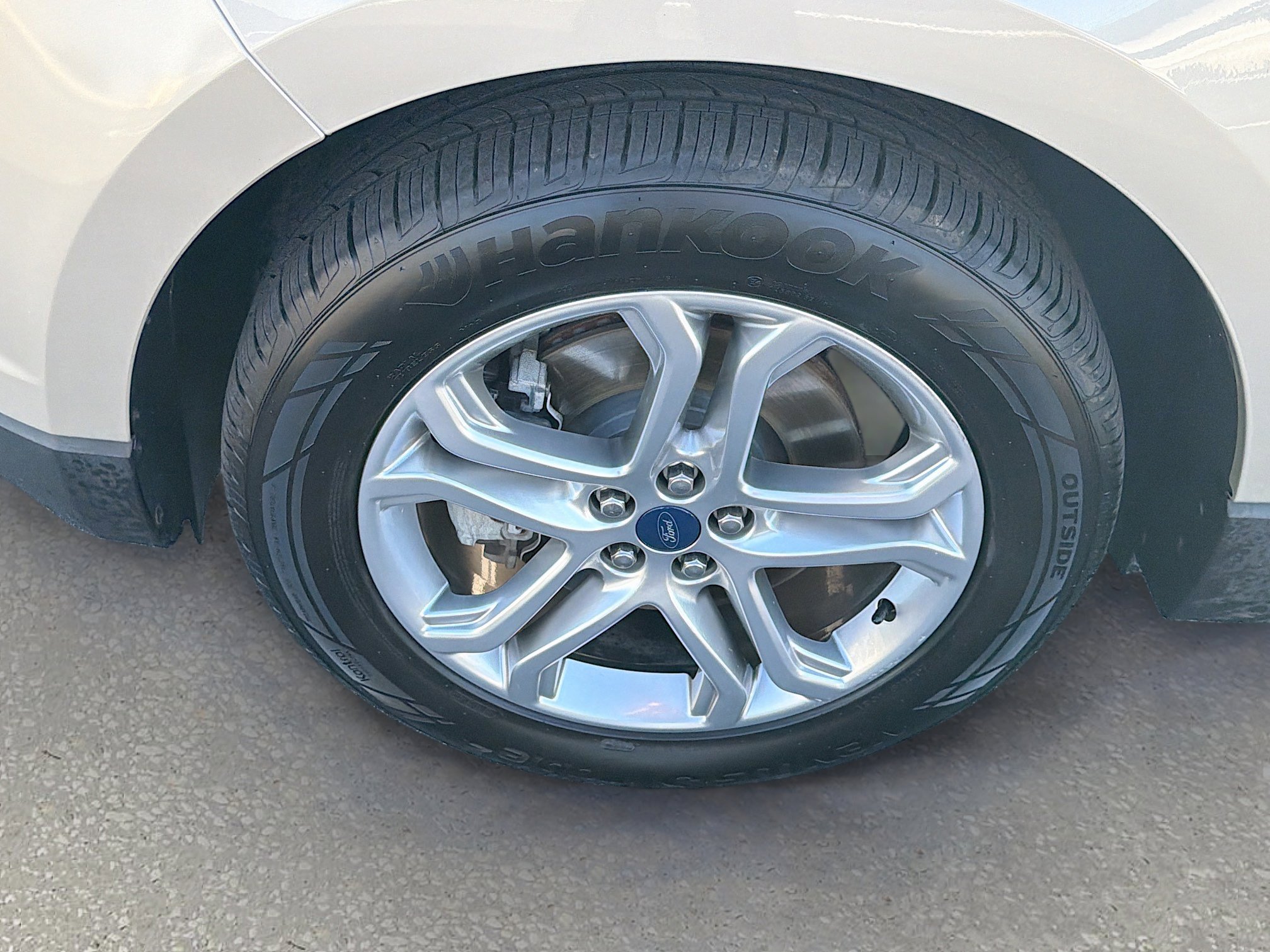 Used 2018 Ford Edge Titanium w/ Equipment Group 301A image 32