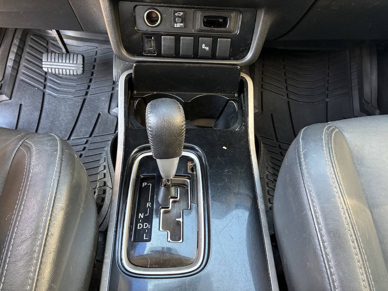 Used 2019 Mitsubishi Outlander SEL FWD image 13