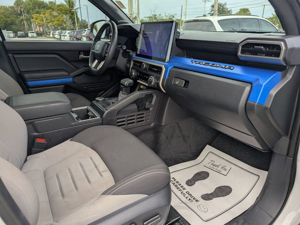 Used 2024 Toyota Tacoma TRD Sport w/ TRD Sport Upgrade Package image 9
