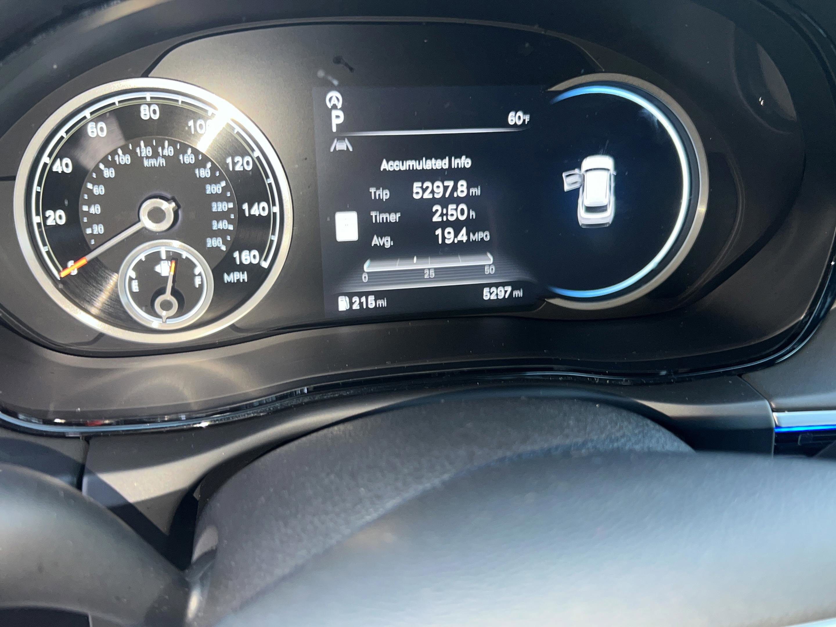 Used 2025 Genesis GV70 3.5T Sport w/ Sport Advanced Package AWD/4WD image 10