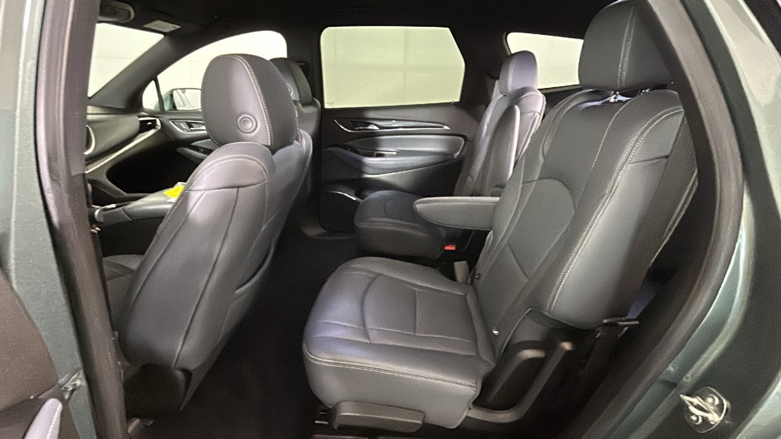 Used 2023 Buick Enclave Essence w/ LPO, Floor Liner Package FWD image 32