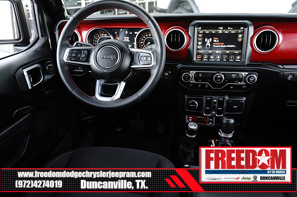 Used 2023 Jeep Gladiator Rubicon AWD/4WD image 17