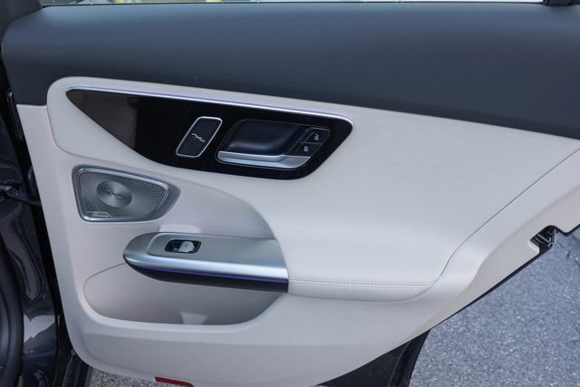 Certified 2025 Mercedes-Benz C 300 4MATIC Sedan image 18