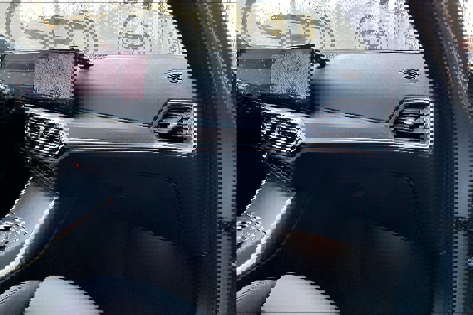 Used 2023 BMW 330i 330i w/ Premium Package image 18