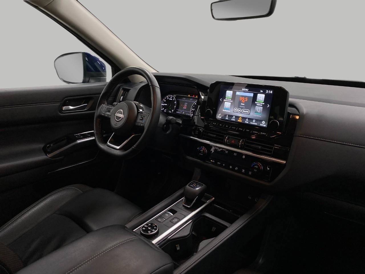 Used 2025 Nissan Pathfinder SL image 19