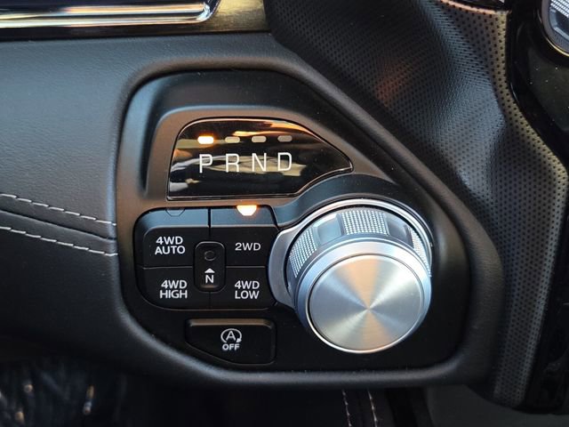 Used 2023 RAM 1500 Limited w/ Body Color Bumper Group image 17