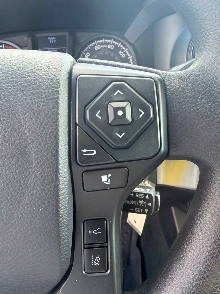 Used 2020 Toyota Tacoma SR AWD/4WD image 20