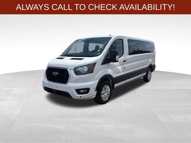 Used 2024 Ford Transit 350 XLT image 3