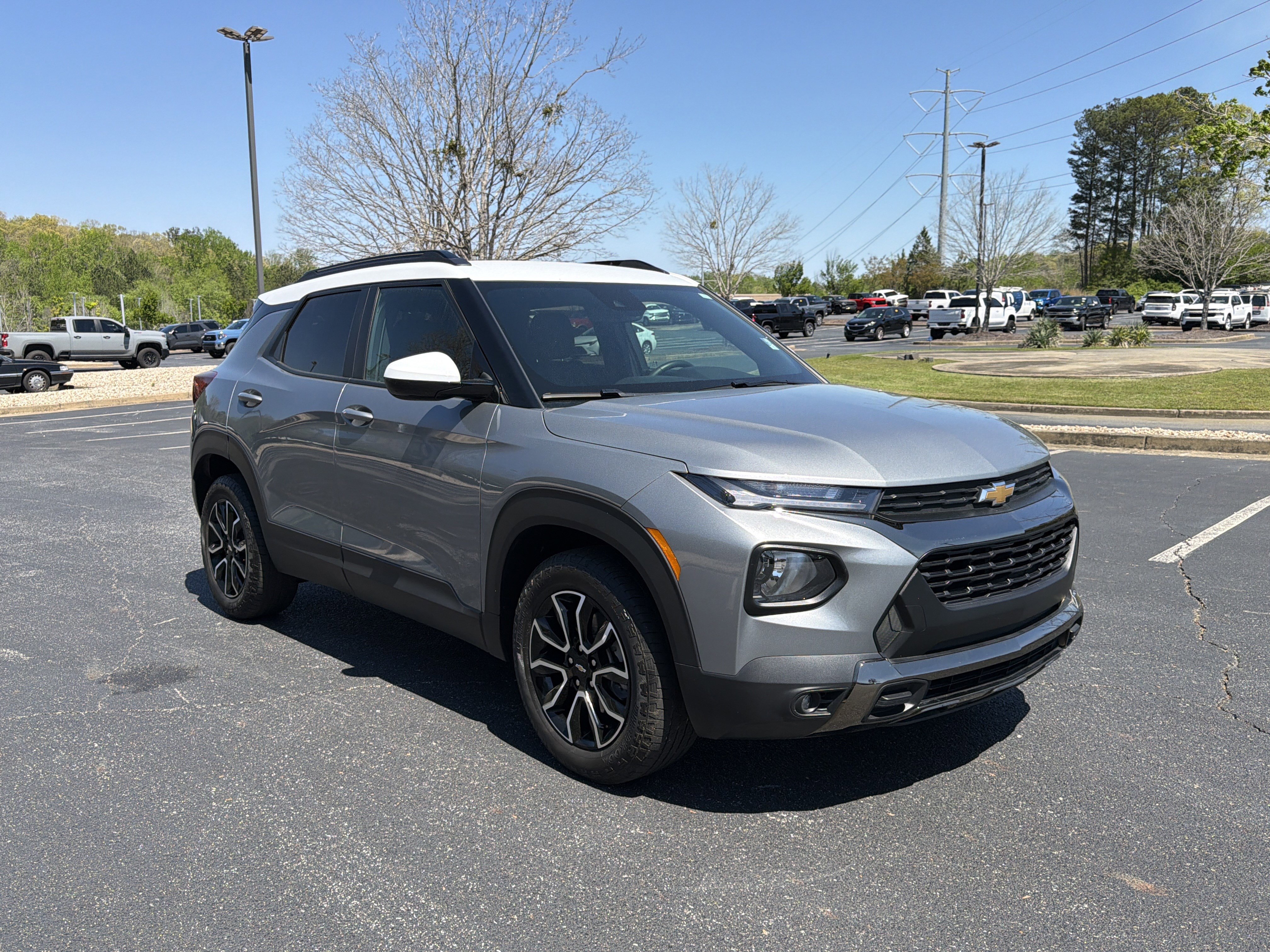 Used 2023 Chevrolet TrailBlazer ACTIV w/ Convenience Package image 3