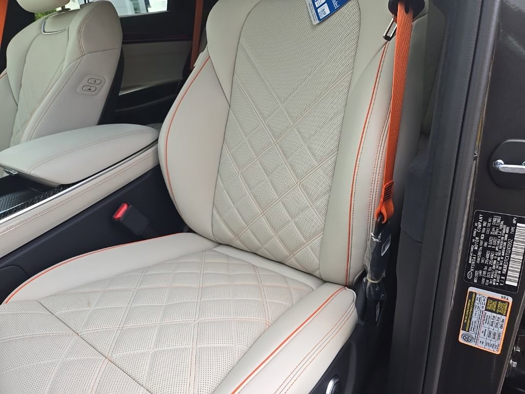 New 2026 Genesis GV70 3.5T Sport Prestige image 17