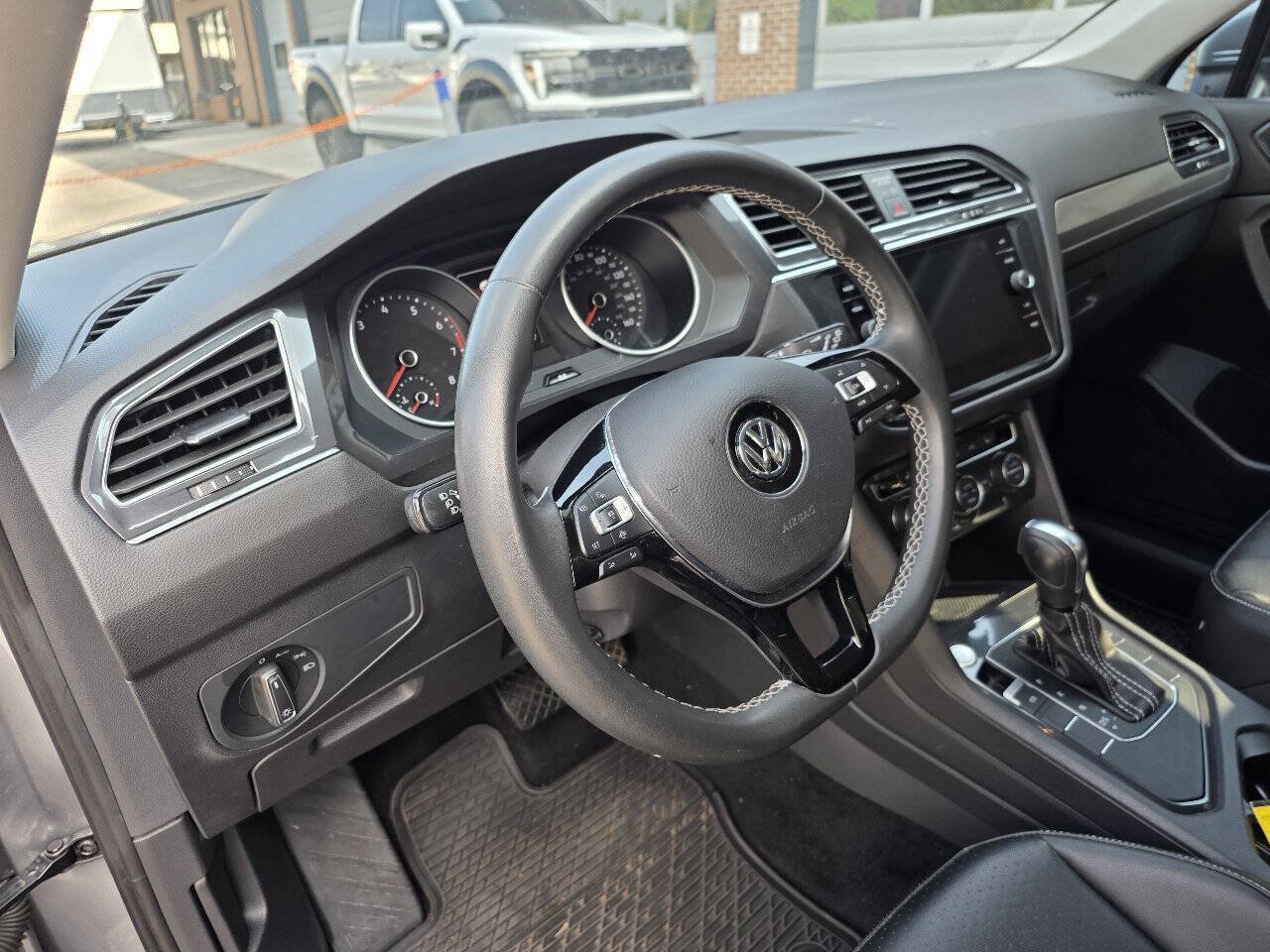 Used 2021 Volkswagen Tiguan S FWD image 10