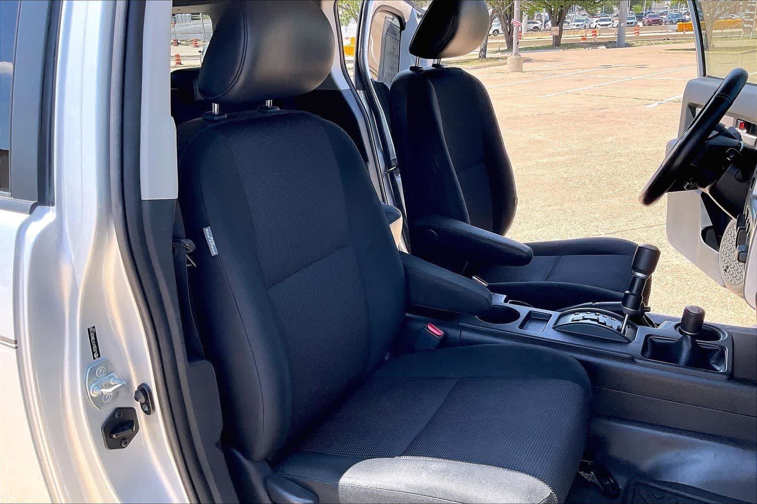 Used 2008 Toyota FJ Cruiser 4WD image 13