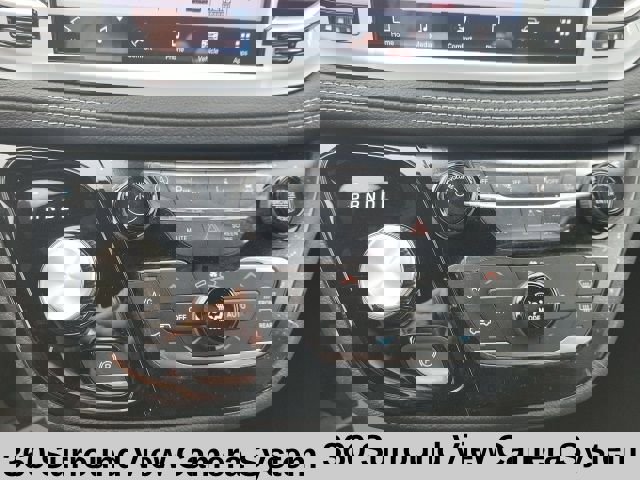 New 2026 Chrysler Pacifica Select image 7