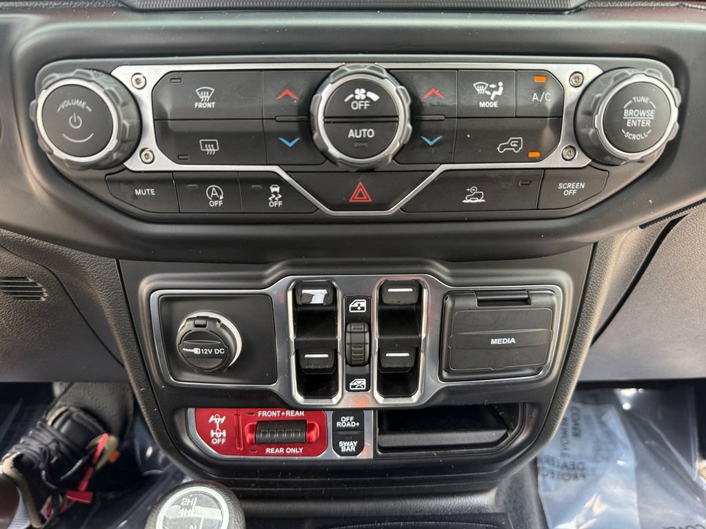 Used 2021 Jeep Wrangler Unlimited Rubicon AWD/4WD image 18