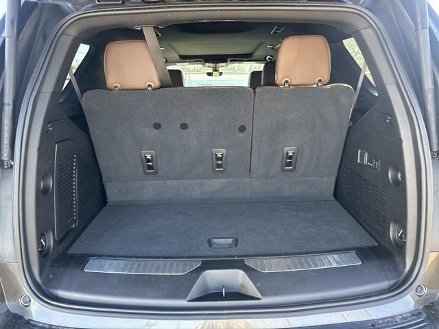 Used 2021 Chevrolet Tahoe High Country w/ Premium Package image 9