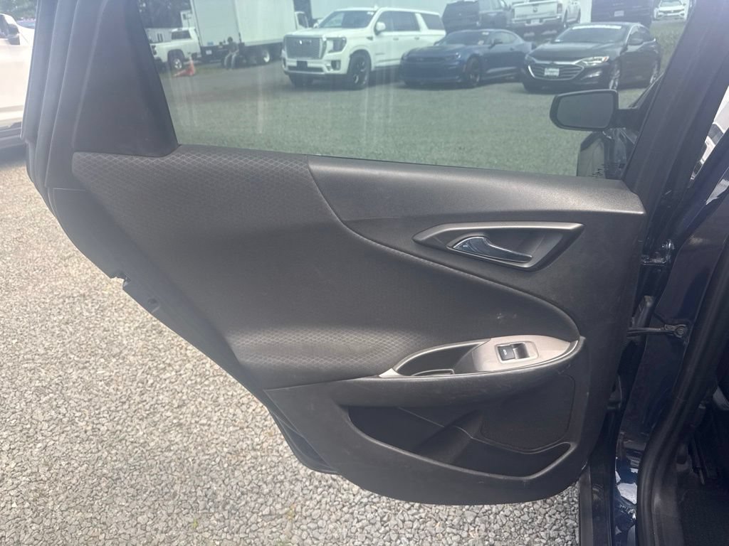 Used 2022 Chevrolet Malibu LT FWD image 13