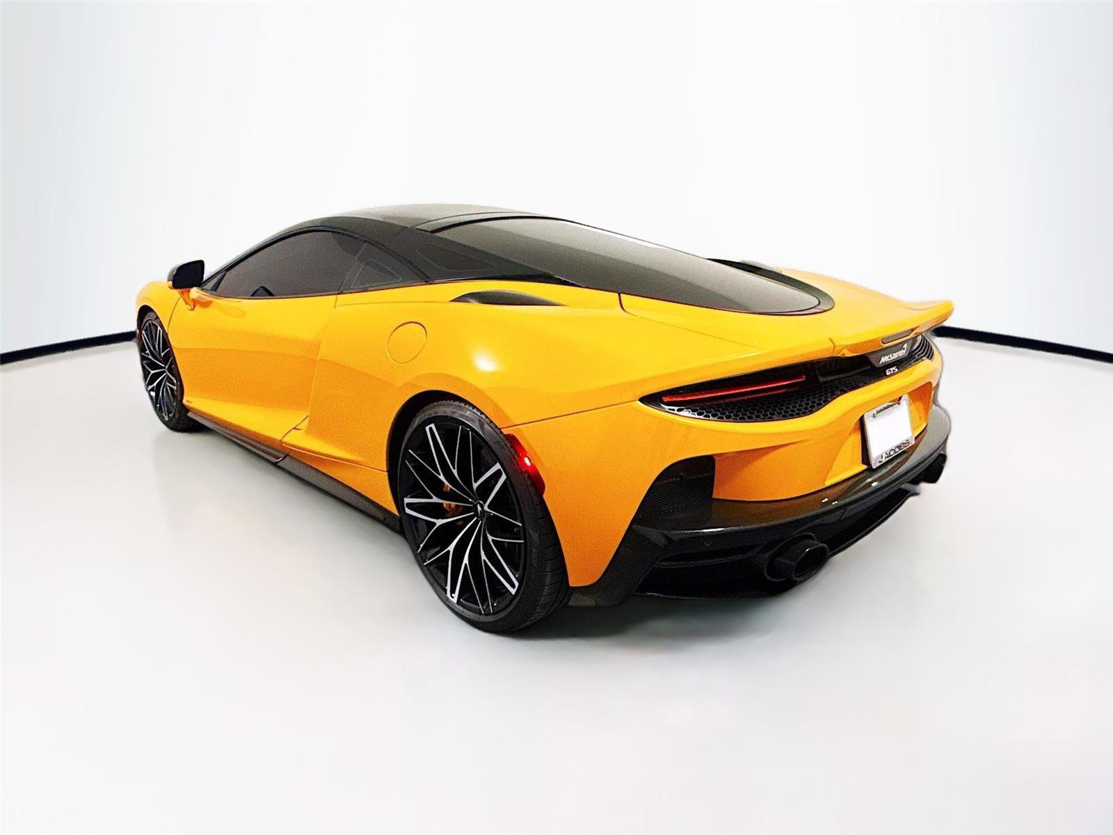 Used 2025 McLaren GTS image 25