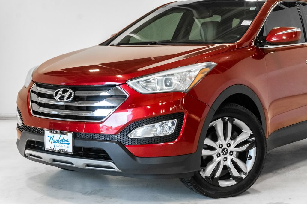 Used 2013 Hyundai Santa Fe Sport 2.0T w/ Technology Pkg AWD/4WD image 2