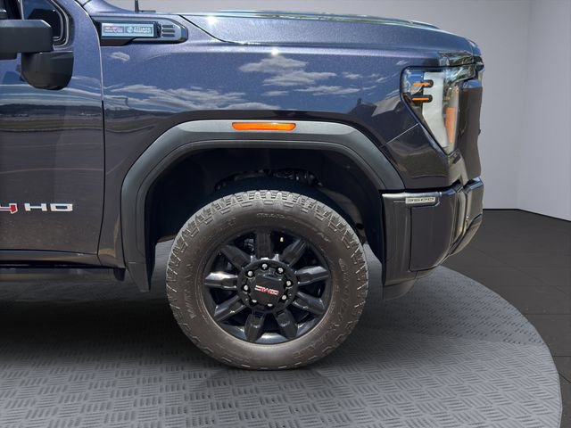 Used 2024 GMC Sierra 3500 AT4 w/ Technology Package AWD/4WD image 28