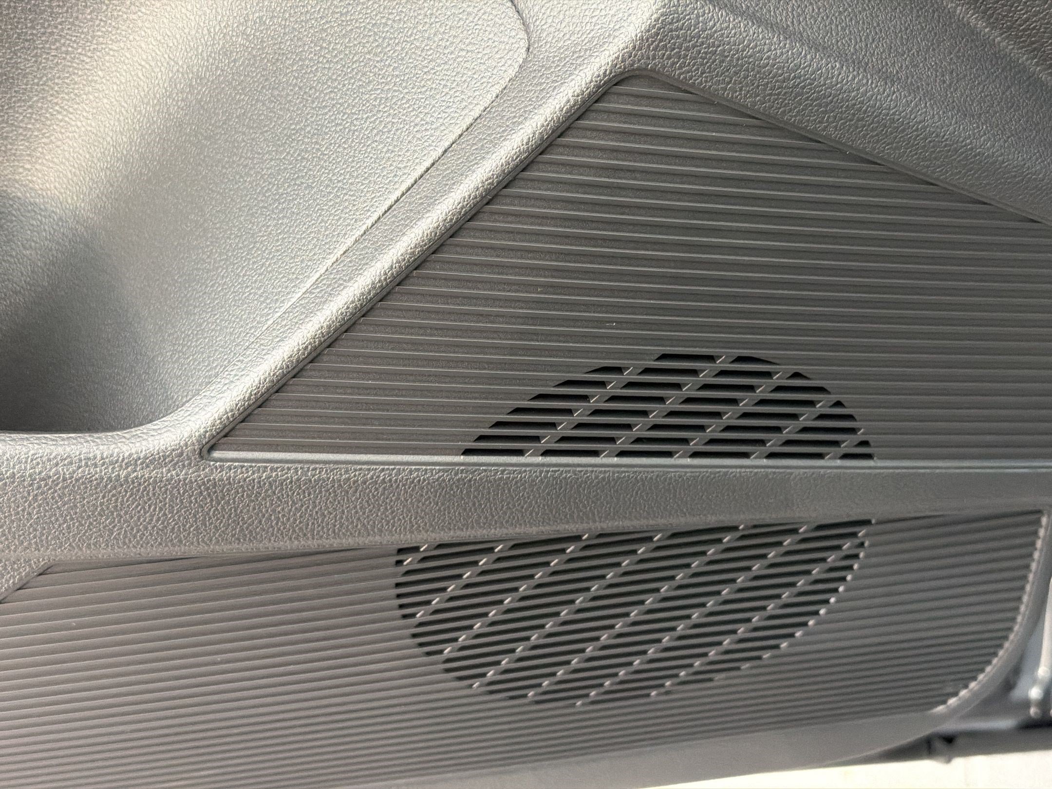 New 2026 Volkswagen Taos SE FWD image 26