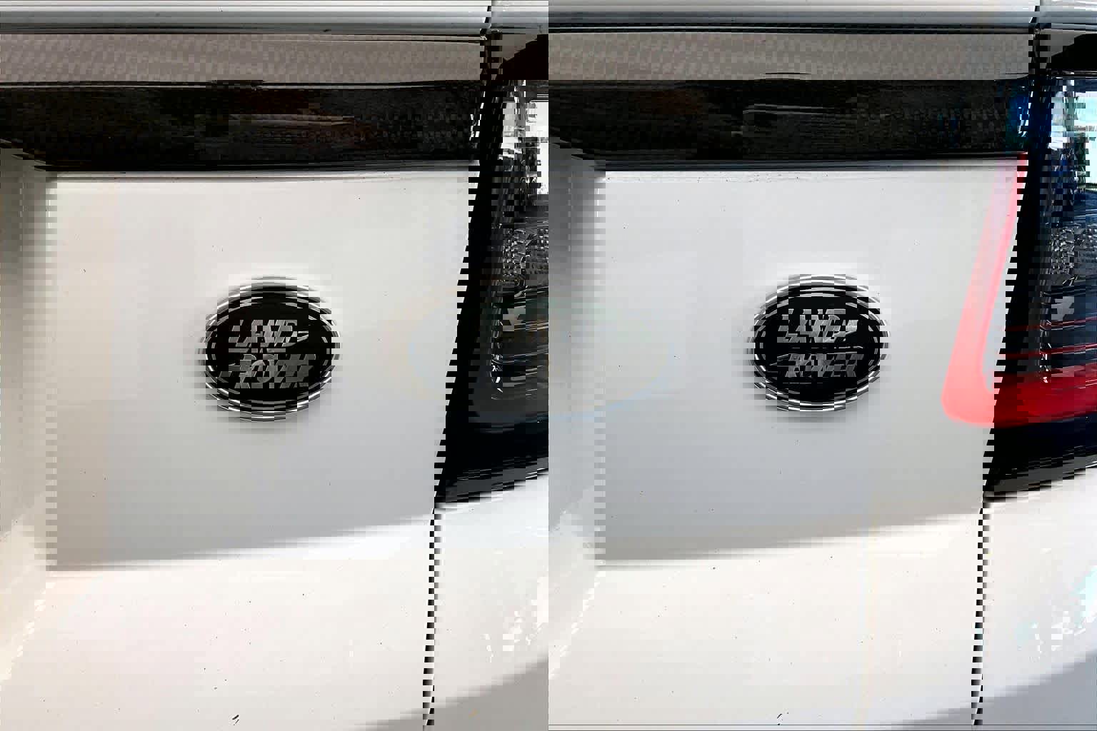 Used 2022 Land Rover Range Rover Sport HST image 10