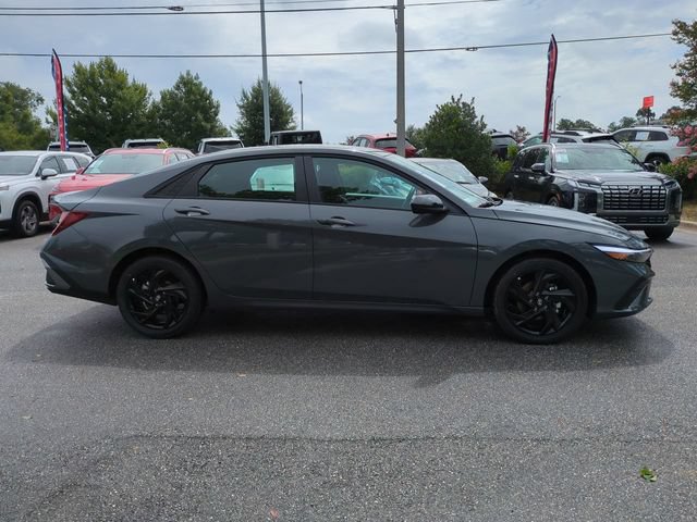 New 2026 Hyundai Elantra Sport FWD image 4