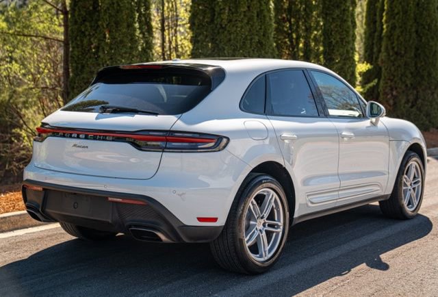 Used 2024 Porsche Macan T w/ Premium Plus Package image 14