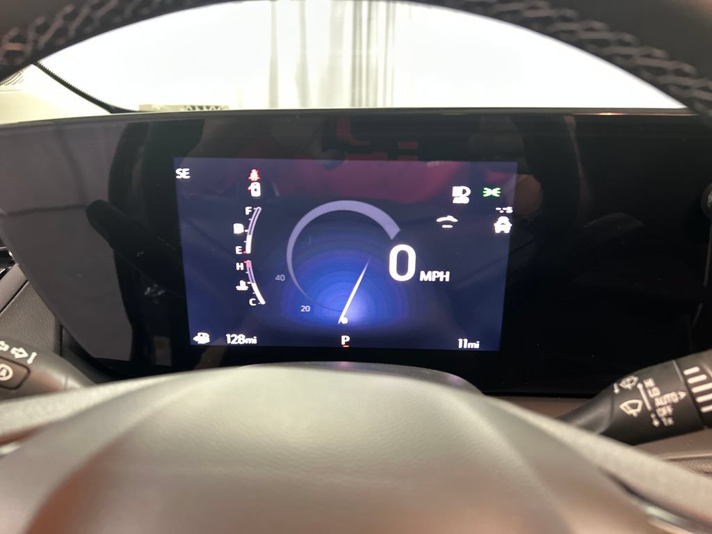 New 2026 Buick Encore GX Avenir w/ Avenir Technology Package FWD image 14