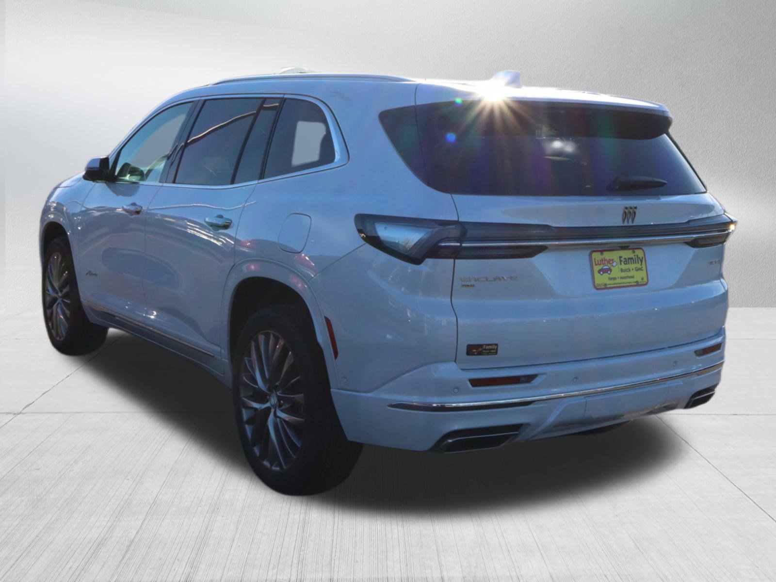 New 2026 Buick Enclave Avenir w/ Super Cruise Package image 5