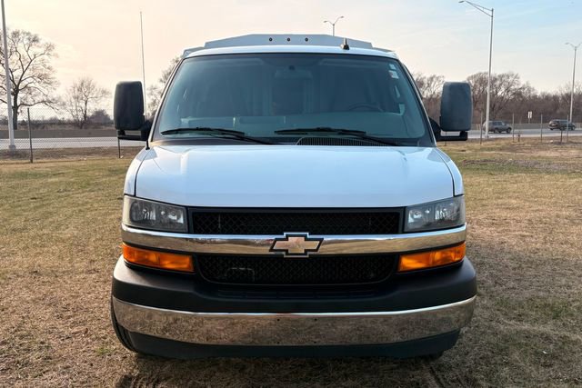 Used 2022 Chevrolet Express 3500 w/ Power Convenience Package image 16